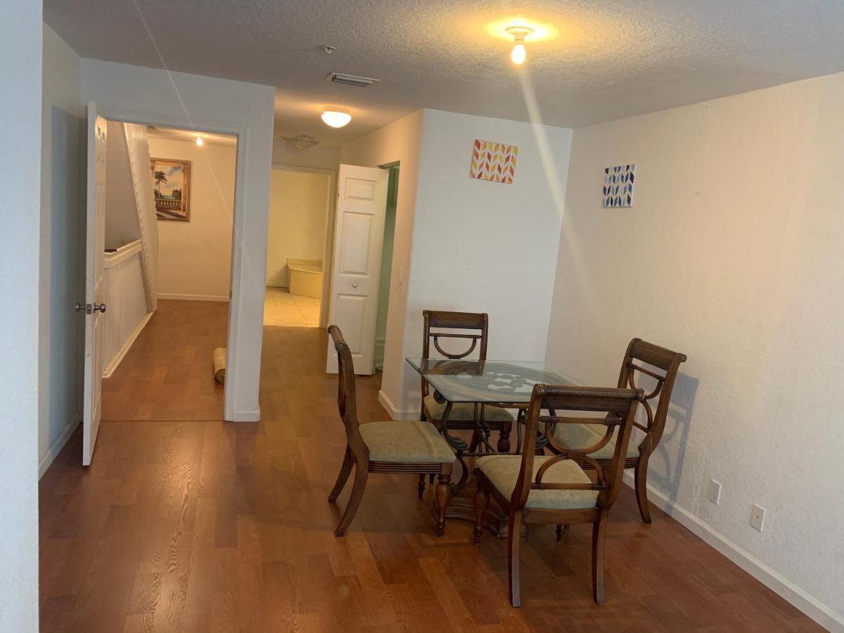 Bedroom Suite In Lauderdale Lakes Townhome 劳德代尔堡 外观 照片