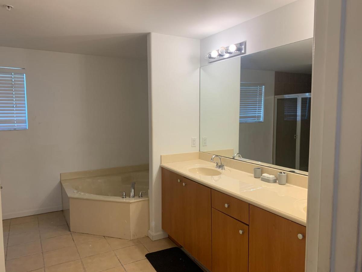 Bedroom Suite In Lauderdale Lakes Townhome 劳德代尔堡 外观 照片